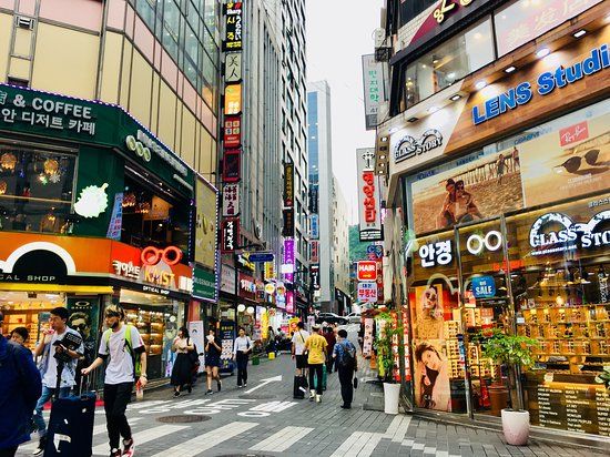 Jalan Membeli-belah Myeongdong